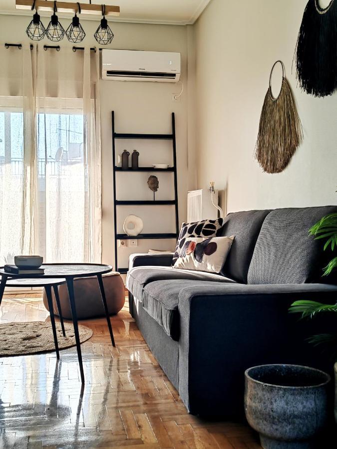 Funky Boho Kallithea Loft เอเธนส์ ภายนอก รูปภาพ